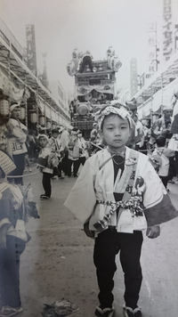 社長幼少期　「静岡祭りに参加」