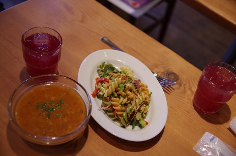 PEPIN（ペパン）＆BAR la tazza　おまちバルの様子