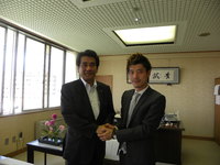 焼津市長に表敬訪問へ行ってきました