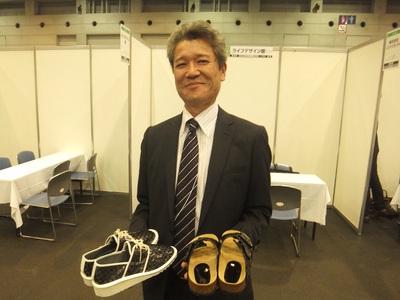 サンレイ社長　カーボン靴