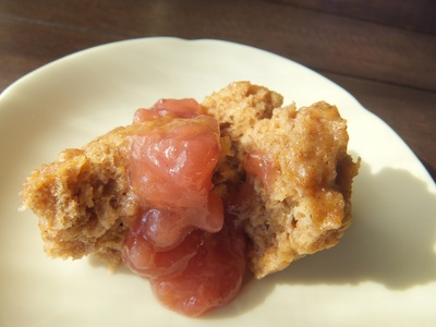 全粒粉蒸しパン　おっちのいちごバナナジャム
