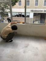 壁も拭き拭き玉置代表