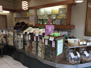 おたけさん店内