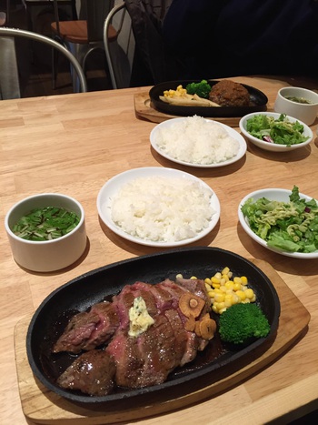 お肉ランチ