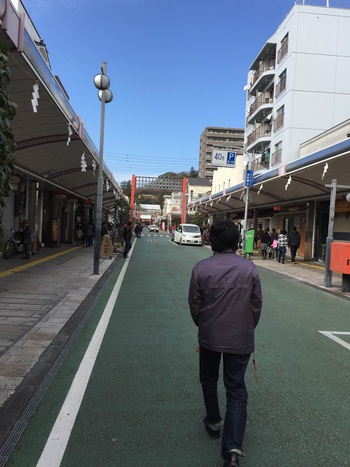 浅間通りを歩きます