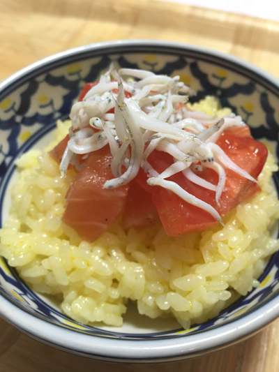 自宅で三ケ日みかんドレッシングチラシ寿司