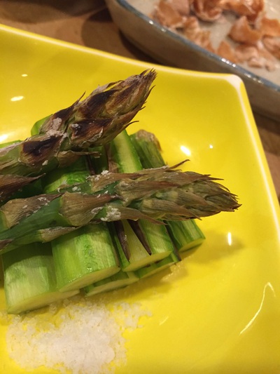アスパラ　塩炒め