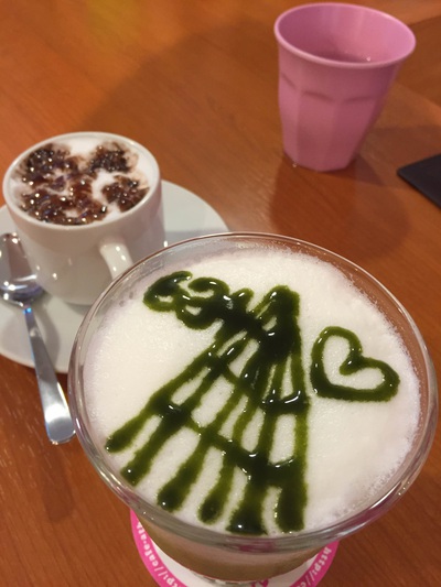 あちゅあちゅモカラテ　あいちゅ抹茶ラテ
