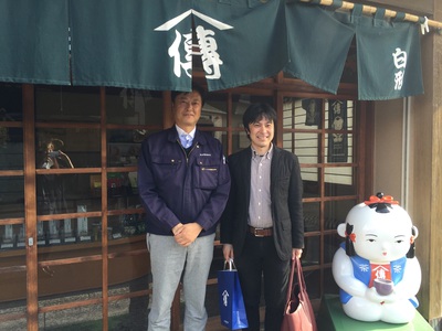 白形傳四郎商店　白形部長　フランス語通訳安藤先生