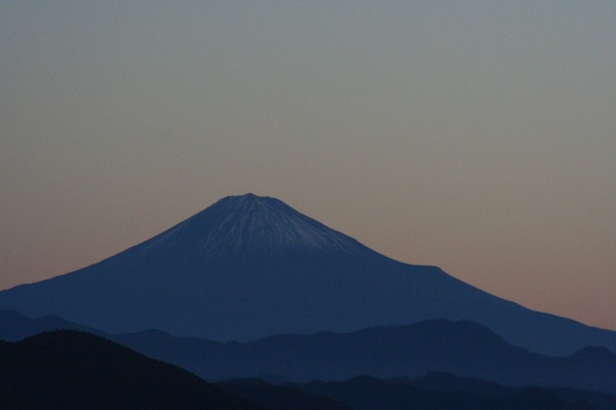 おはようハイキング　第142回　「粟ヶ岳」