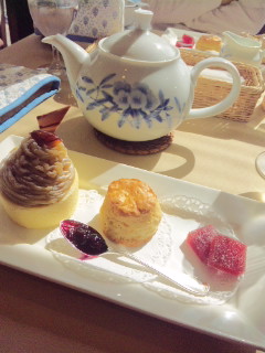 花より団子
