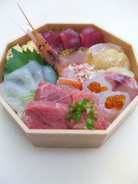 人気上昇サスエ丼1350円