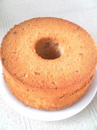 苺シフォン試作中
