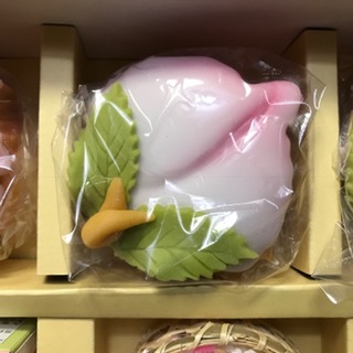 桃の饅頭