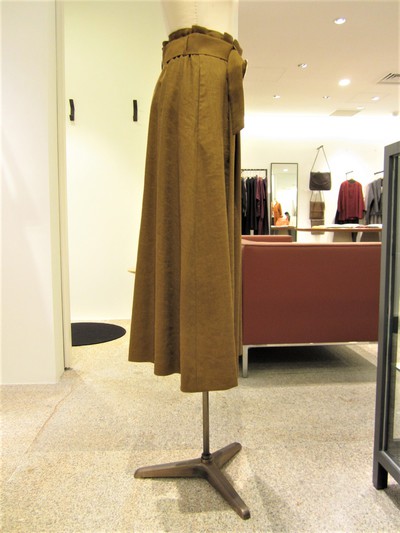 MOGA　ELLADEパンツ