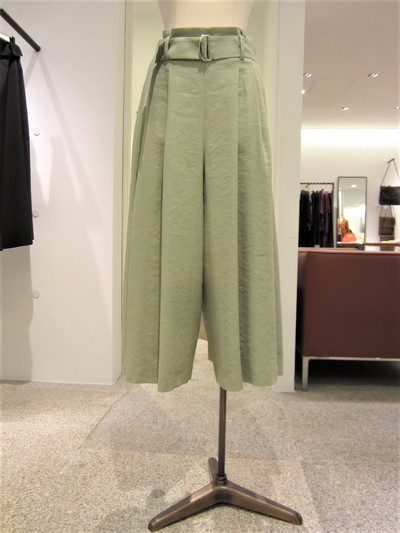 MOGA　ELLADEパンツ