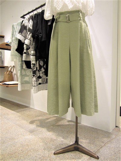 MOGA　ELLADEパンツ
