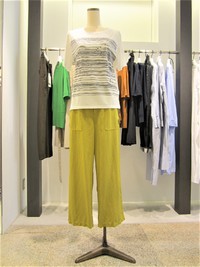 LEQUIPE　プリント&スパンコール刺繍Tシャツ