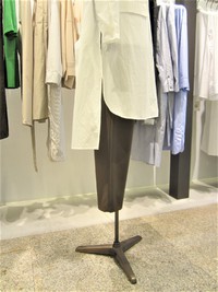 LEQUIPE　ポリエステルレーヨンギャバストレッチパンツ