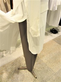 LEQUIPE　ポリエステルレーヨンギャバストレッチパンツ