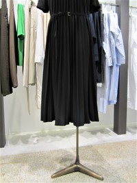 LEQUIPE　プリーツジャージーワンピース