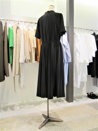 LEQUIPE　プリーツジャージーワンピース