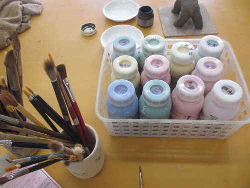 陶芸..陶器の干支「戌」作り教室