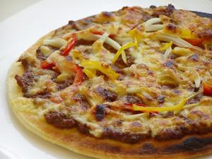キーマカレーピザ